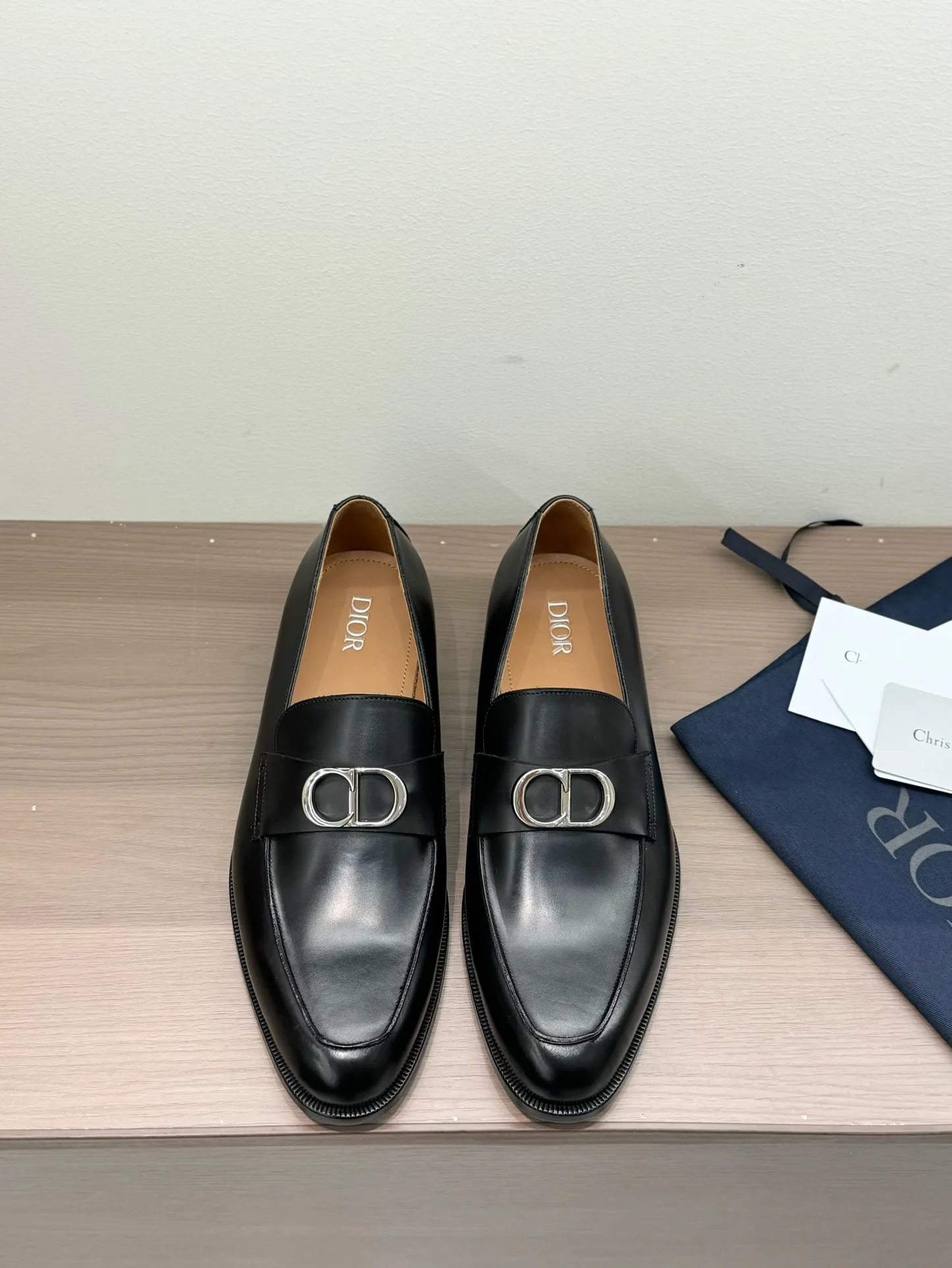 940💰 Dior high-end men's boutique casual leather shoes, imported cowhide upper, water-dyed cowhide lining, imported genuine leather outsole, perfect details, standard code 39-44 (38.45.46 customized, non-returnable and non-exchangeable),